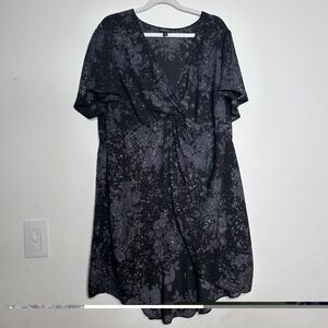 Torrid Womens Sz 2 Floral Sheer Georgette Twist Front BabyDoll Tunic Whimsigoth